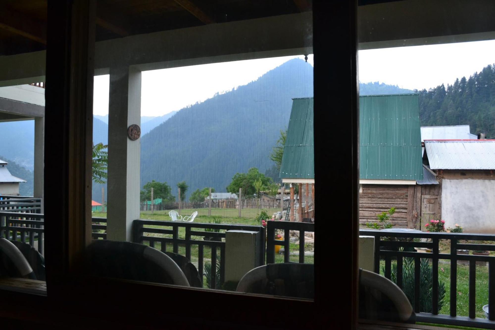 West End Lodges Neelum Eksteriør bilde